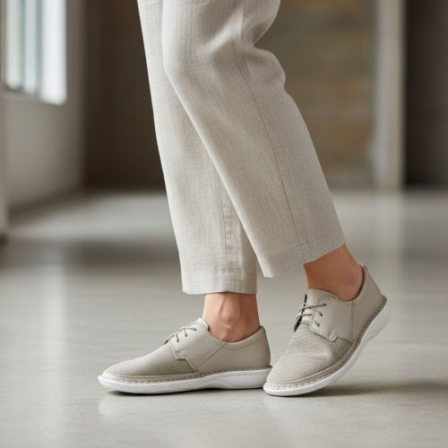 9100 flex női bütyökvédő cipő-láb után táguló anyaggal